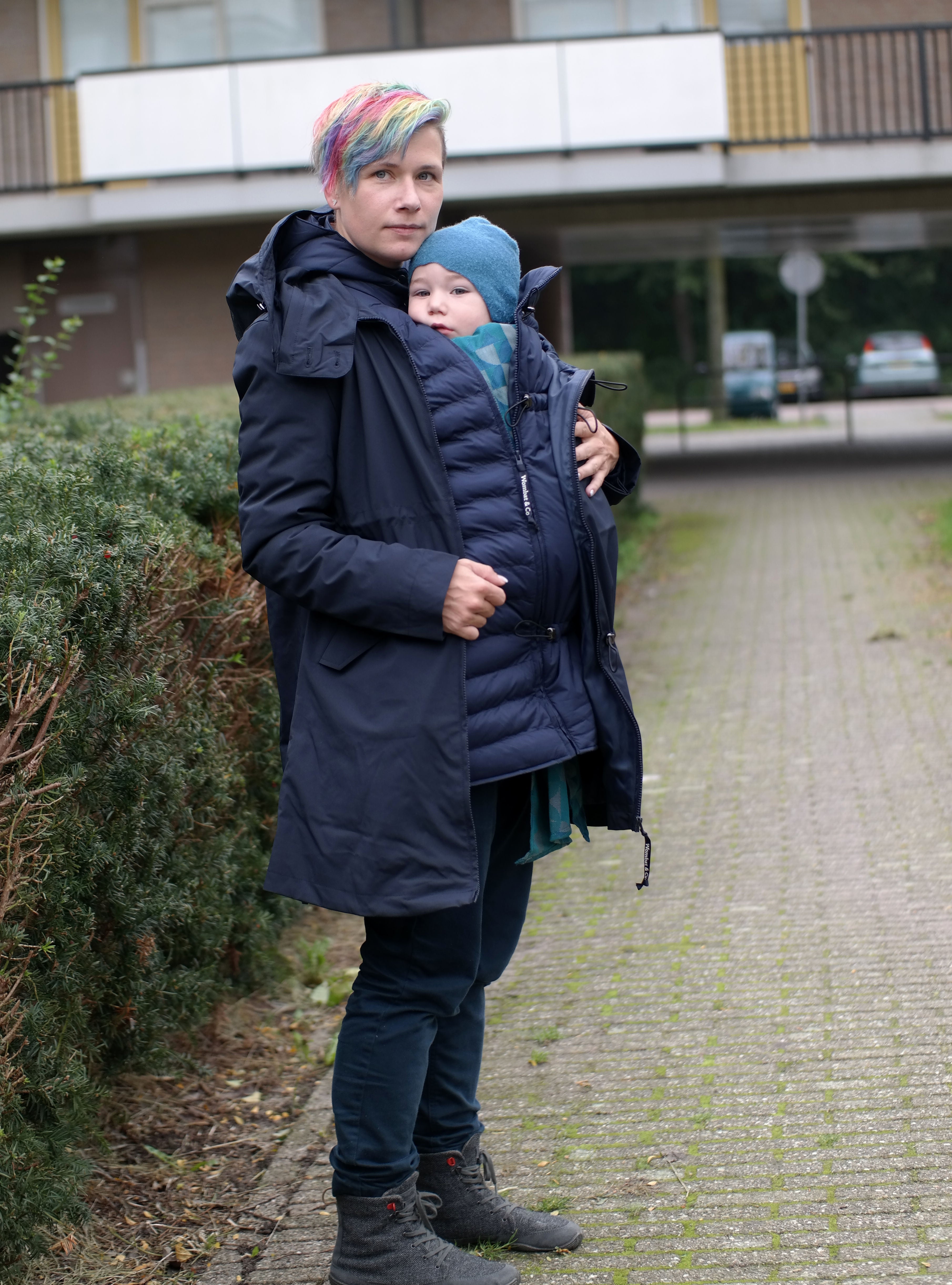 Wombat & Co. KOWARI 4-in-1 Ganzjahres-Umstandsjacke/Tragejacke – Marineblau – Tragejacke – MamaMilla