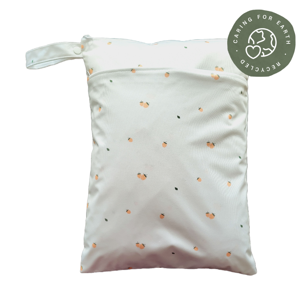 The Swedish Forest | Wetbag medium: Humleblomster vit - - MamaMilla