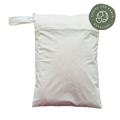 Der schwedische Wald | Wetbag mittel: Dimgrön - - MamaMilla
