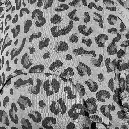 Fidella Fly Tai Bæresele - Leopard Silver - Toddler - bæresele - MamaMilla